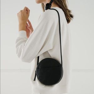Baggu circle purse